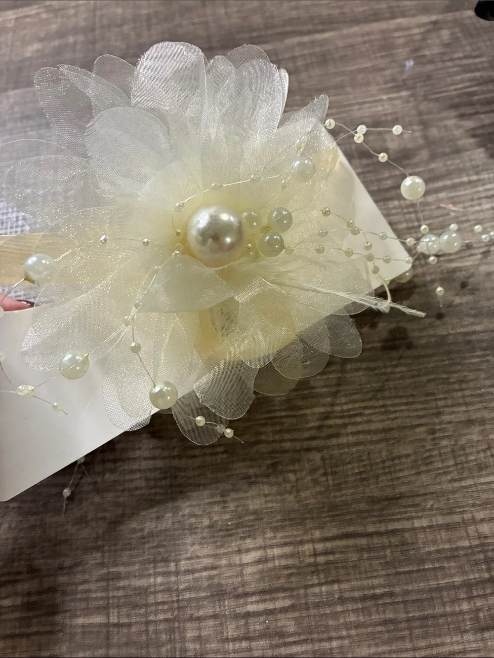 Fashion Jewelry Ivory Pearl Floral Hair Clip
